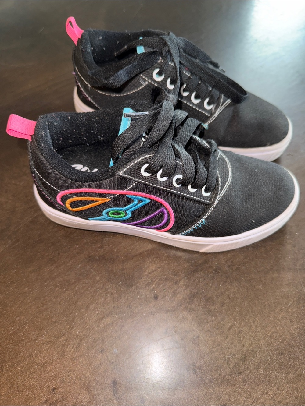 Girls Black Heelys